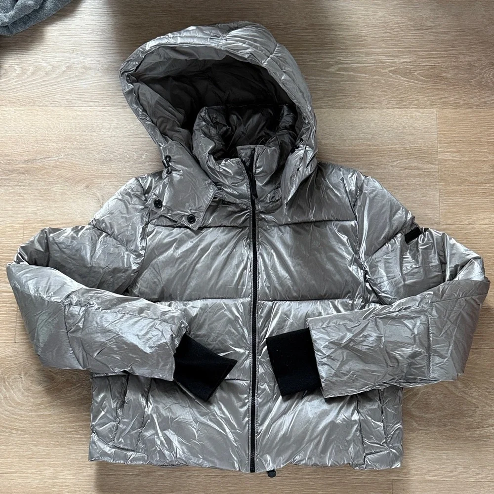 BCBGMaxAzria Metallic Silver Hooded Puffer Coat - Picture 1 of 5